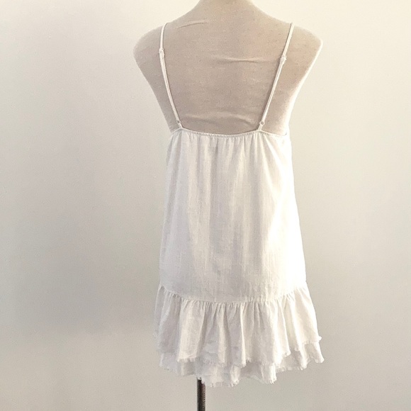 Relaxed linen-look dress with double frilled hem SIZE 10 by Yours Truly - Picture 3 of 9